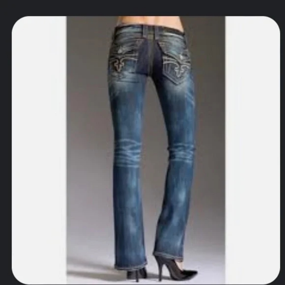 Rock Revival Gwen Low Rise Medium Wash Distressed Bootcut Jeans 26